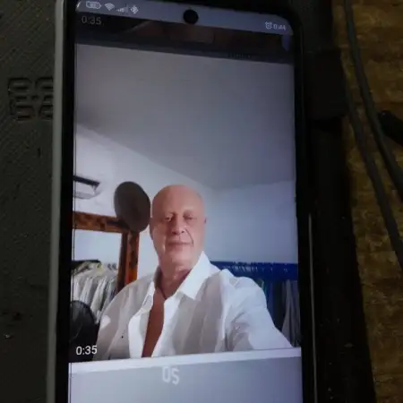 Yos, 65 Ход ХаШарон, Израиль