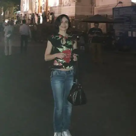Iuliia, 53