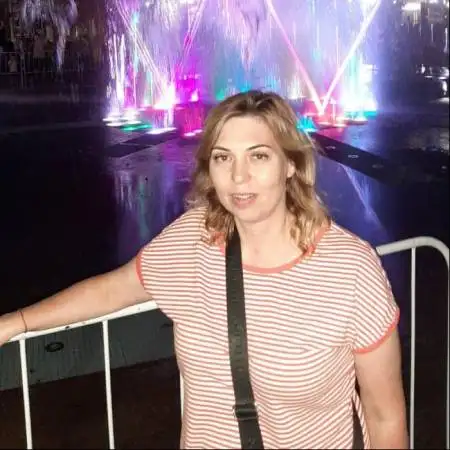 Юлия, 53