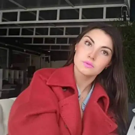 Olia, 40