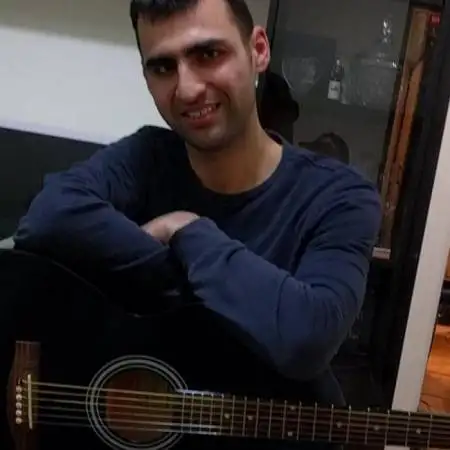 Victor, 31