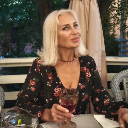 Марина