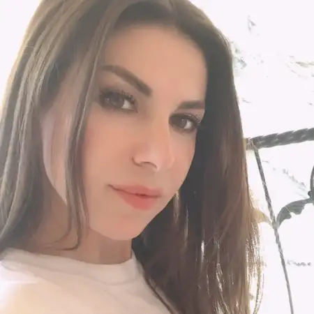 Рая, 44