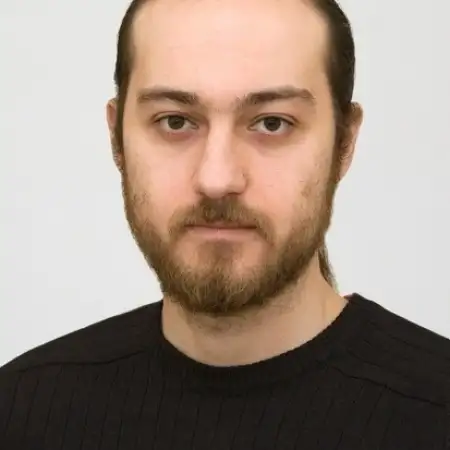 Владимир, 45