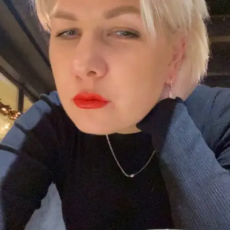 Olga, 29