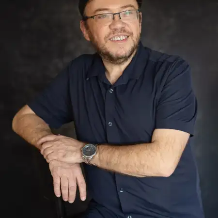 Александр