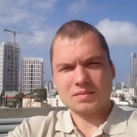 Petr, 42Нетания, Израиль