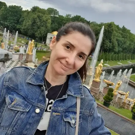 Marina, 42