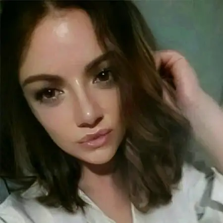 Tatiana, 35