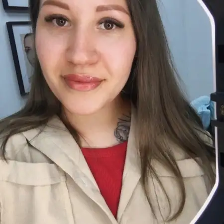 Жанна, 33