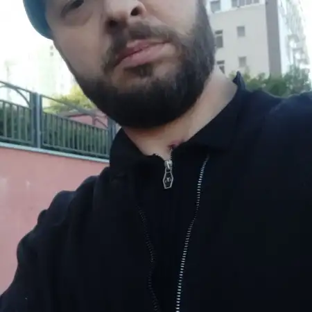Антон, 44