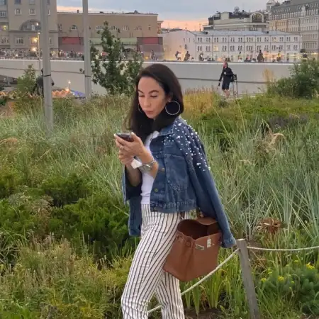 Снежана, 38