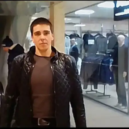 Владимир, 34