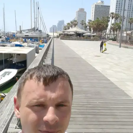 Aleks, 41Петах Тиква, Израиль