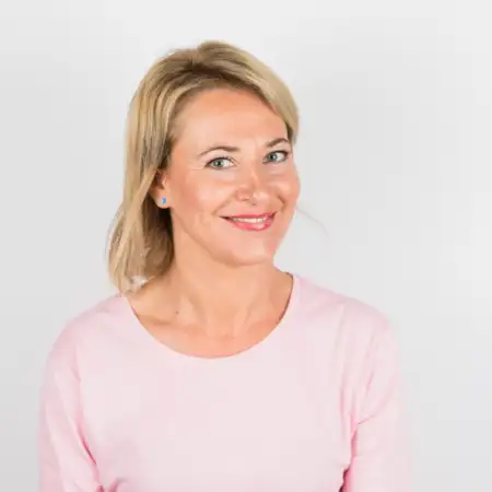 Marin, 43