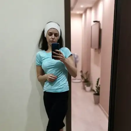 Tatyana, 43