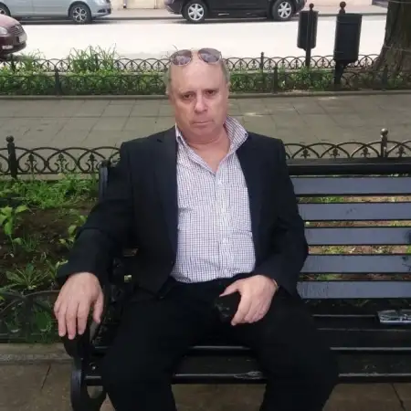 ALEX, 70