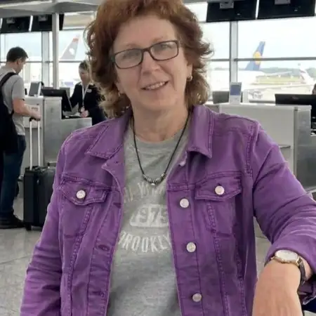 Жанна, 57