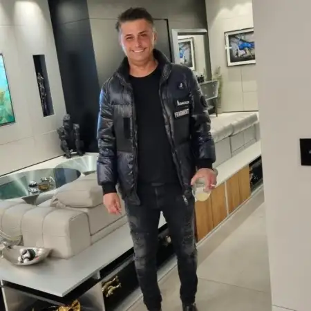 yossi, 51Тель Авив, Израиль