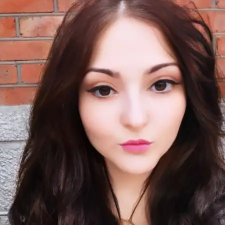 Алла, 36