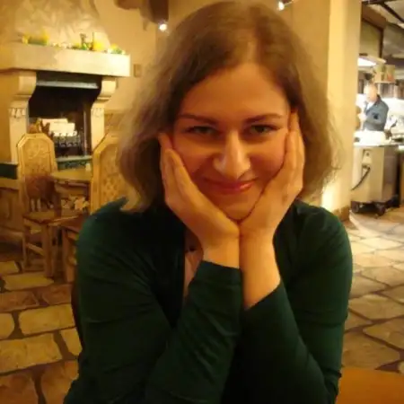 Alla, 37