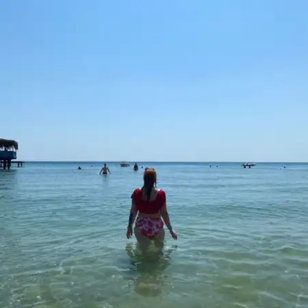 Юля, 49