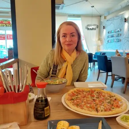 Inna, 61 