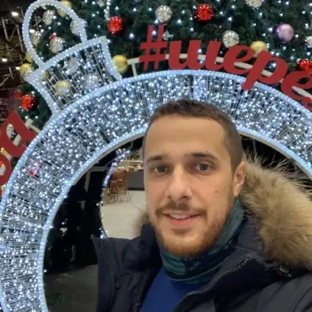Aleksey, 37