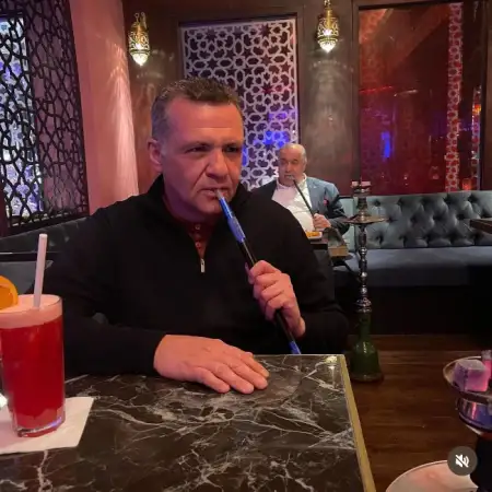 Vlad, 51