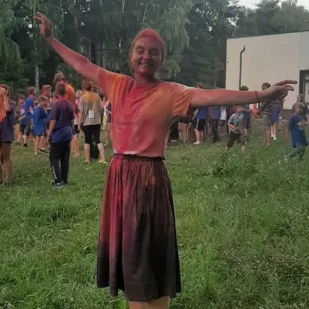 Anna, 39