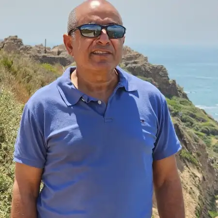 משה, 52Кфар Саба, Израиль