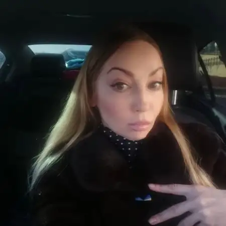 Нина, 48