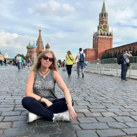 Алла, 39