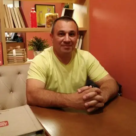 Андрей, 53