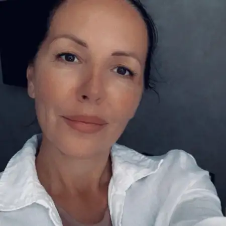 Bela, 55