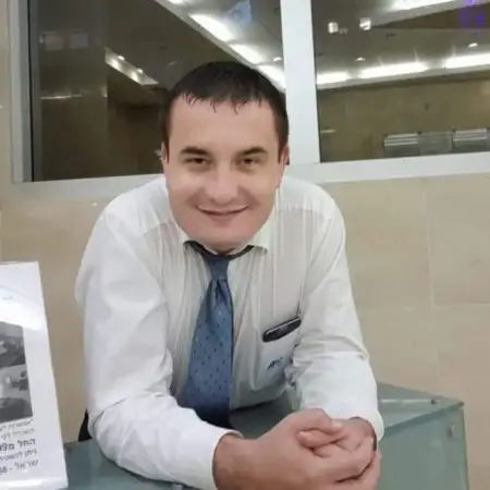 Veacheslav, 43Петах Тиква, Израиль