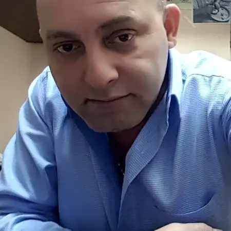 Даниэль, 47