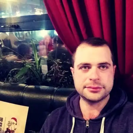 Максим, 35