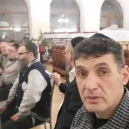 Дмитрий, 52