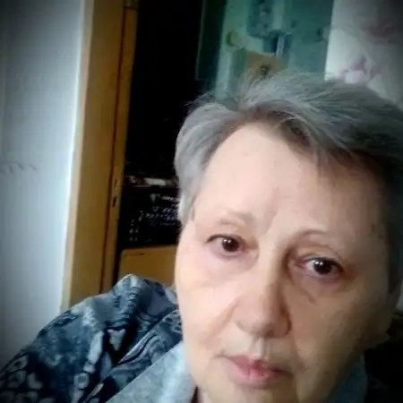 Александра, 79