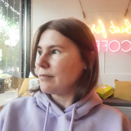 Svetlana, 40