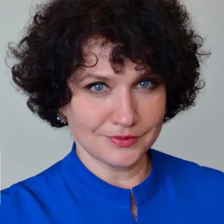 Tanya, 51