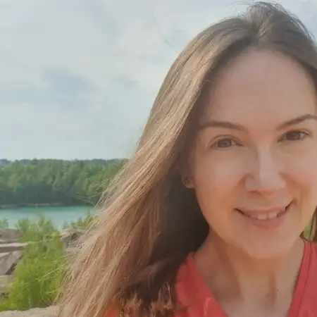 Maria, 35