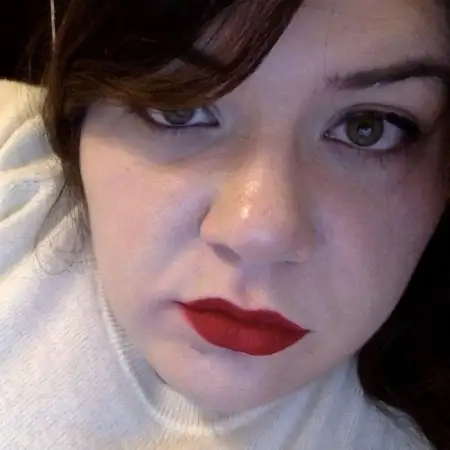 Priscilla, 42