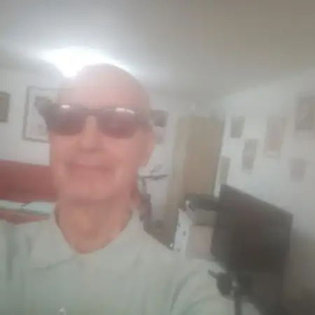 איציק, 74Бат Ям, Израиль 