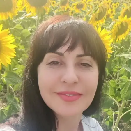 Vera, 53