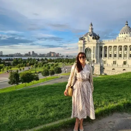 Vera, 53