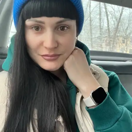 Irina, 39