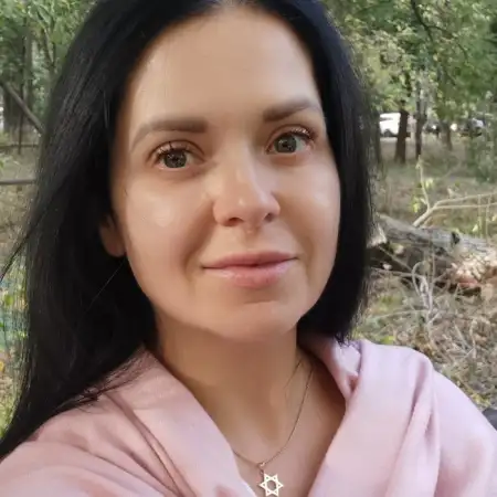 Оля, 49