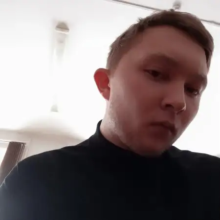 Александр, 25